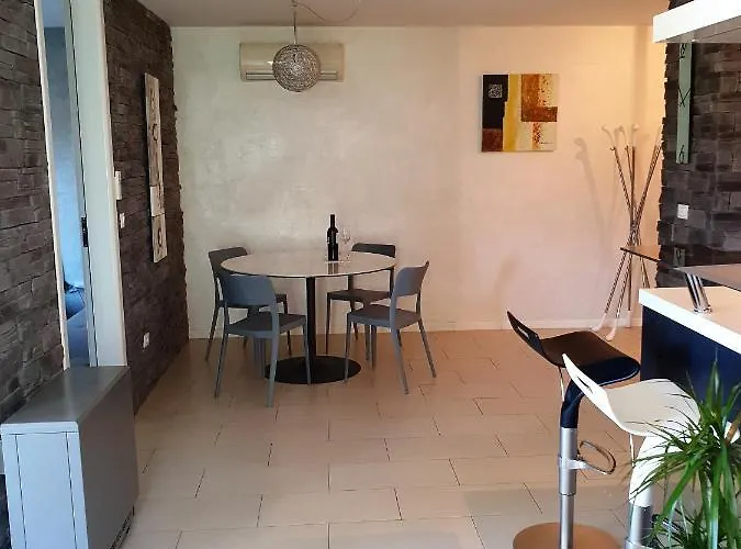 Lucia Exclusive With Parking In The Garage * Porec